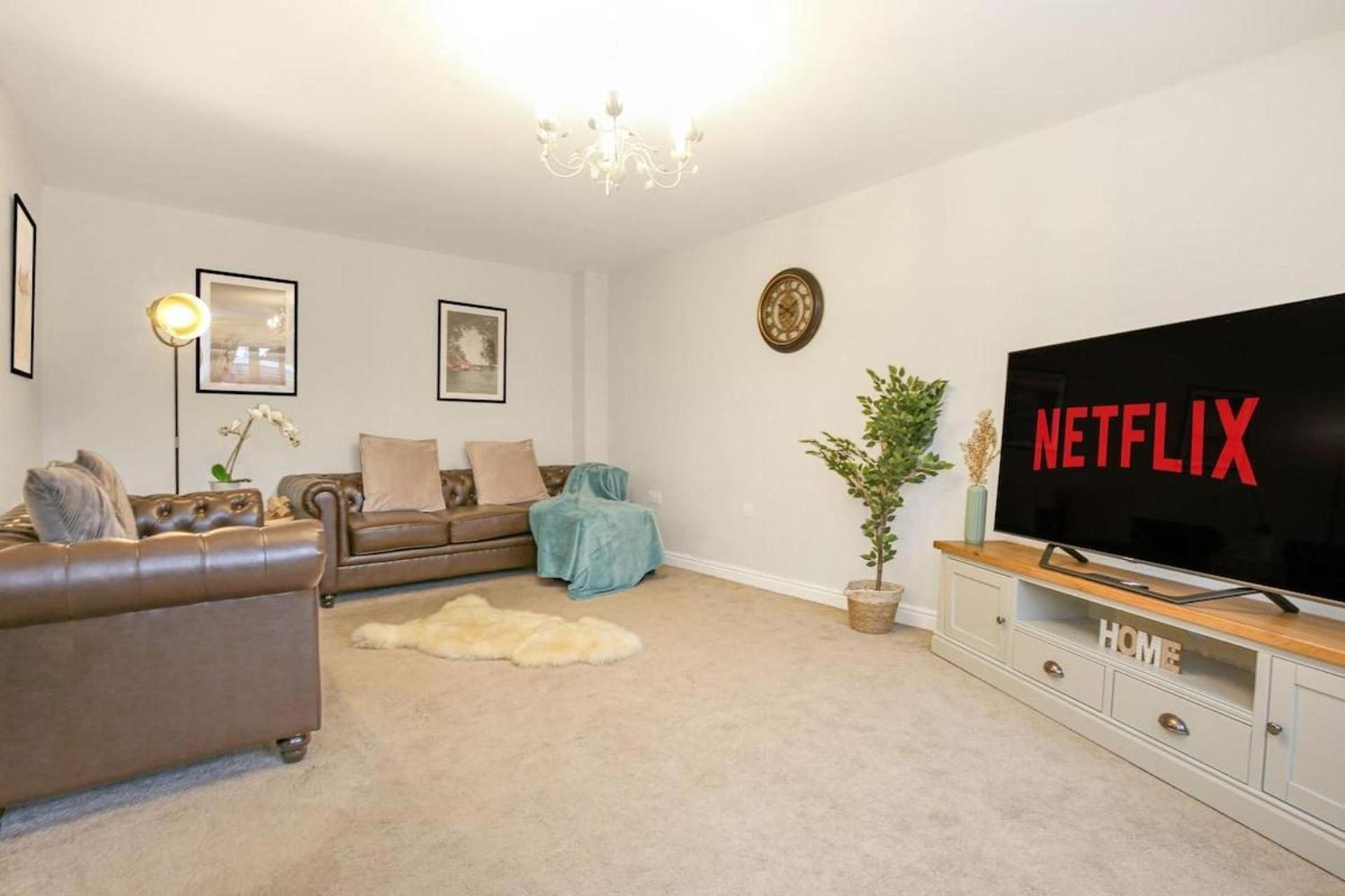 Detached 4 Bed-Ultrafast Wifi Garden Free Parking Villa Milton Keynes Dış mekan fotoğraf